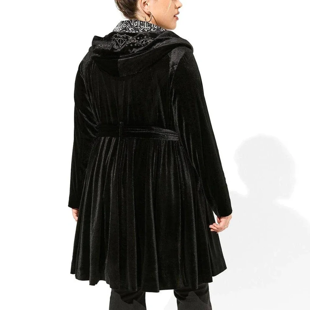 New Torrid 3 (3X 22/24) Harry Potter Black Velvet Hooded Swing Coat w/Embroidery